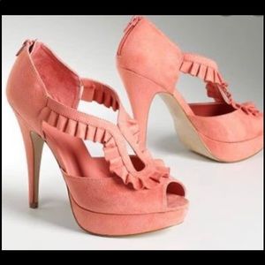 Elle Enchant Platform Pumps